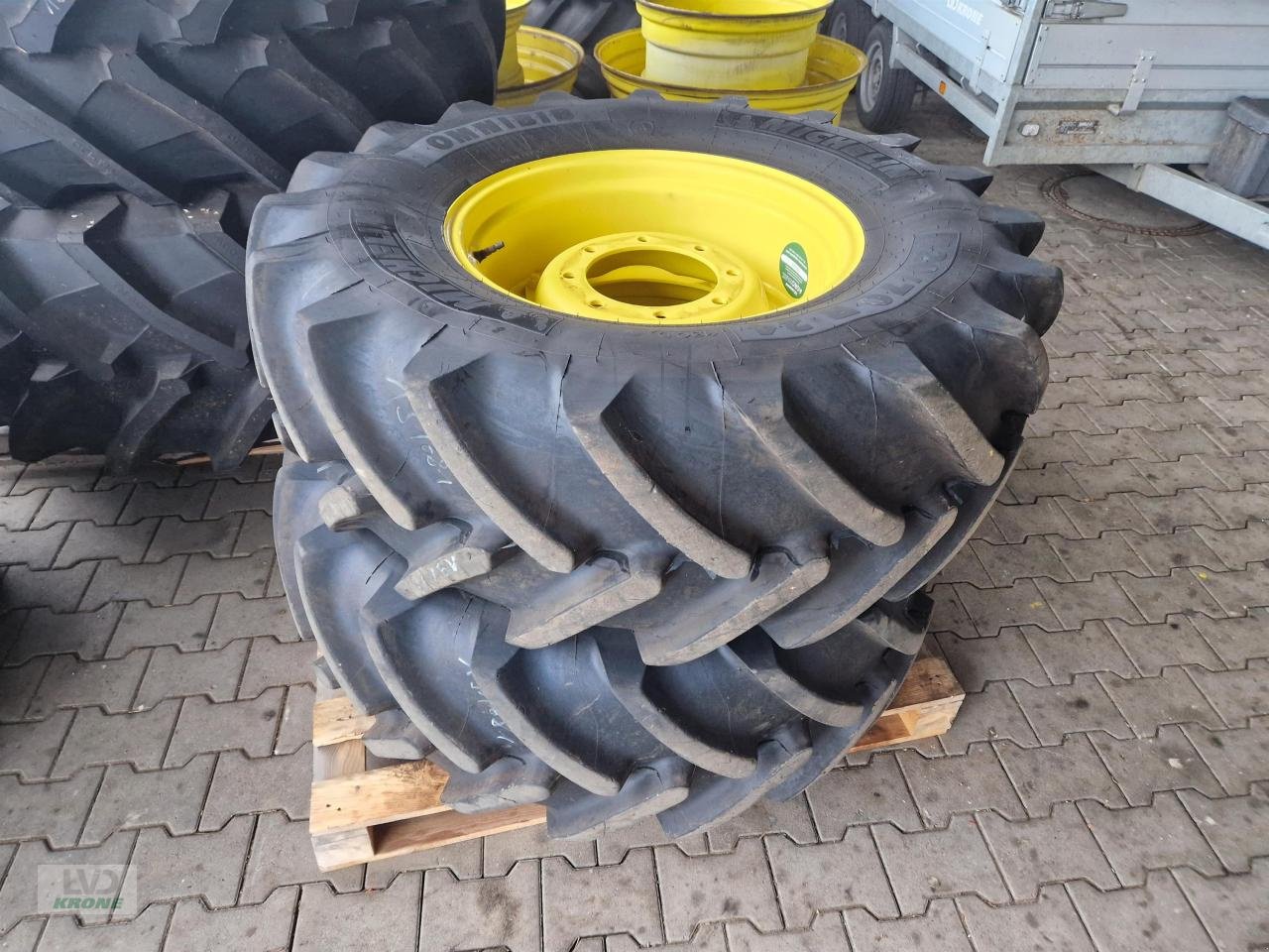 Rad tipa Michelin 420/70R24, Gebrauchtmaschine u Spelle (Slika 1)