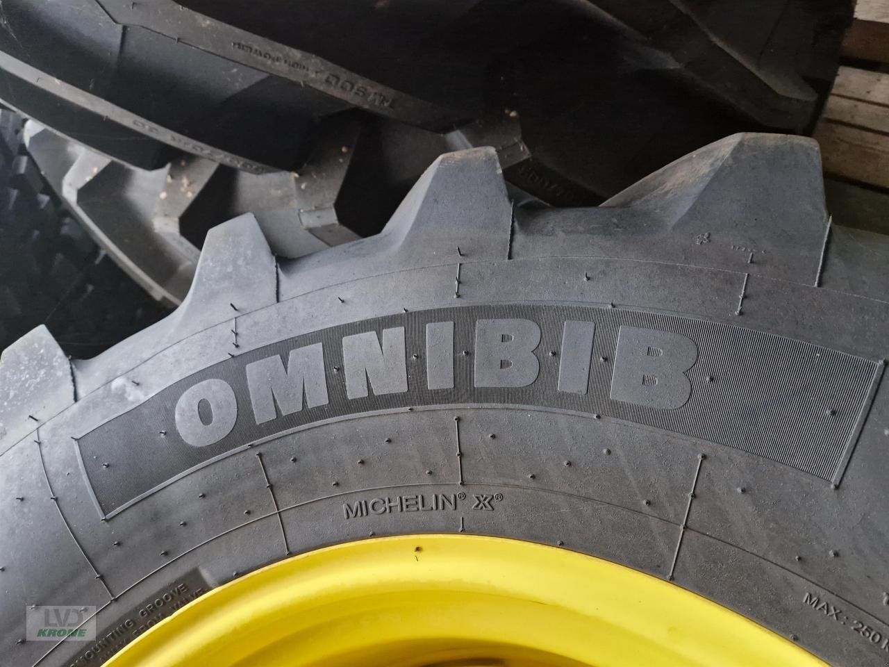 Rad типа Michelin 420/70R24, Gebrauchtmaschine в Spelle (Фотография 4)