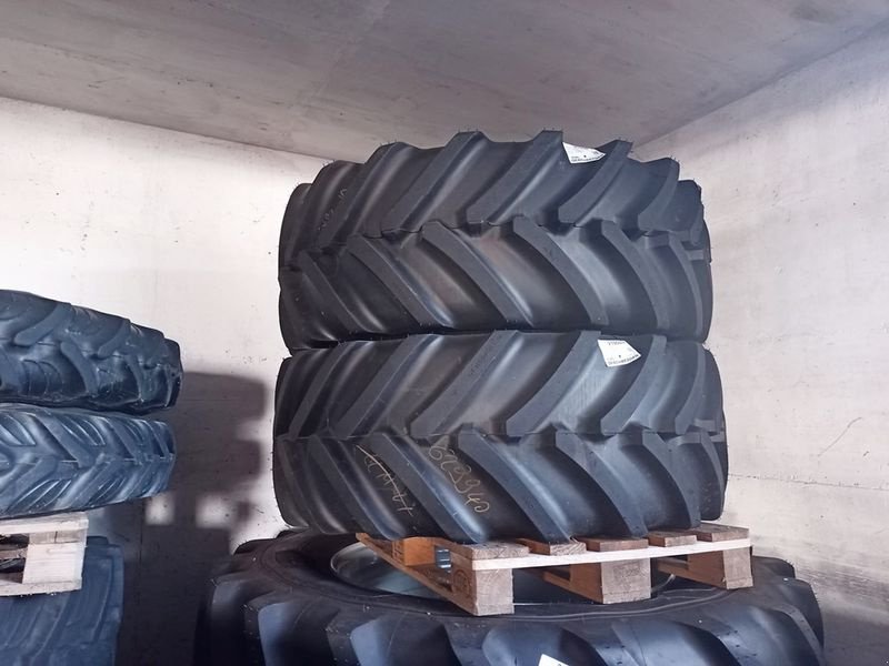 Rad του τύπου Michelin VF 540/65R30 AxioBib 2 Räder 158D, Neumaschine σε St. Marienkirchen (Φωτογραφία 1)