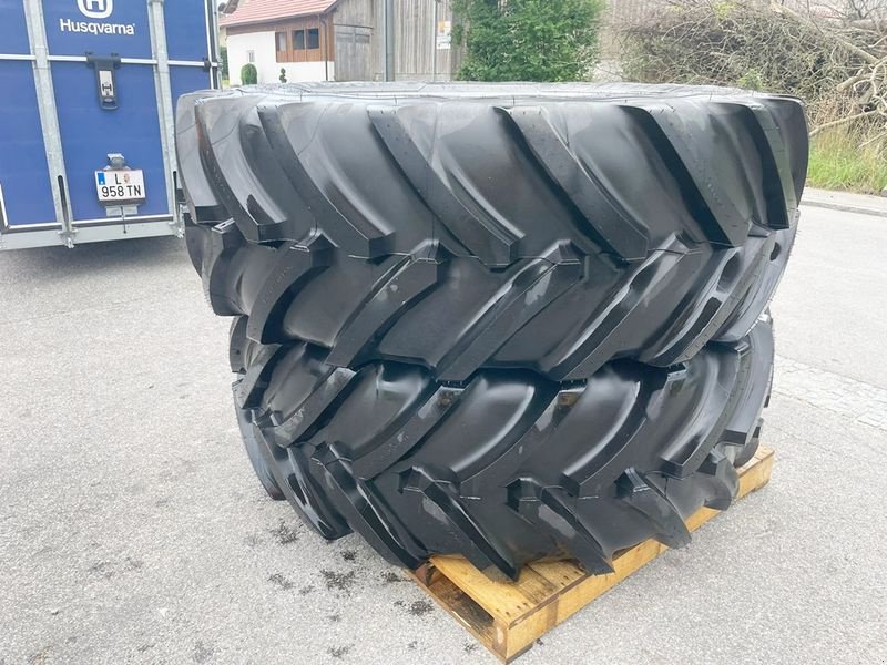 Rad του τύπου Michelin VF 650/65R42 AxioBib 2 Räder, Neumaschine σε St. Marienkirchen (Φωτογραφία 1)