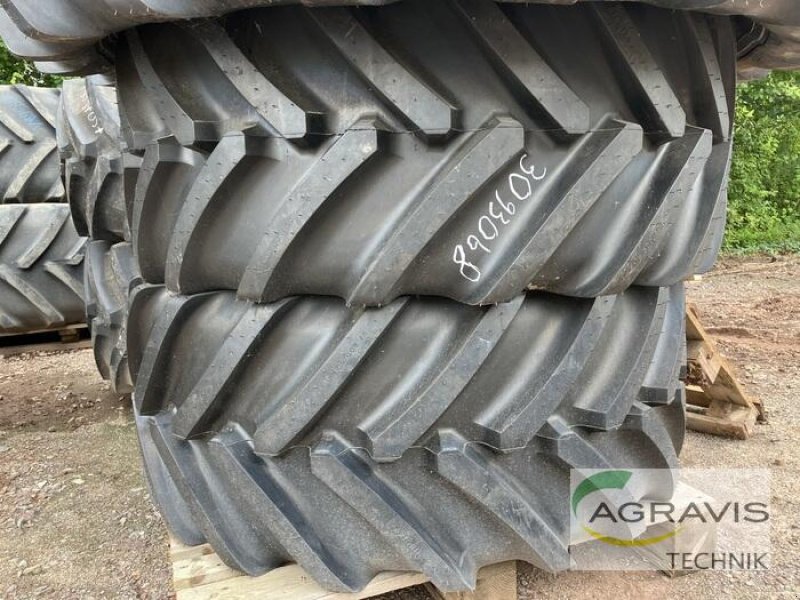 Rad del tipo Michelin VF600/60 R 30, VF 650/65 R 42, Neumaschine en Königslutter (Imagen 3)