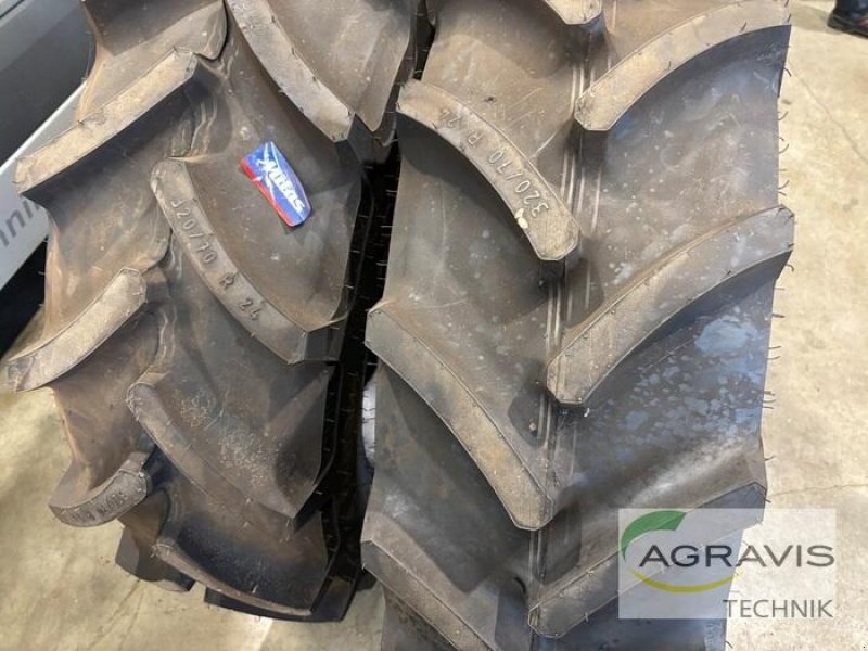 Rad des Typs Mitas 320/70 R24, Neumaschine in Gronau (Bild 5)