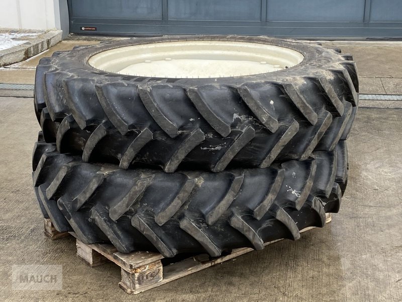 Rad от тип Mitas 340/85R38 + 280/85R28 (Pflegebereifung), Gebrauchtmaschine в Burgkirchen (Снимка 1)