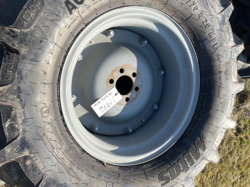 Rad del tipo Mitas 405/70R20+480/70R30, Gebrauchtmaschine en Hjørring (Imagen 1)