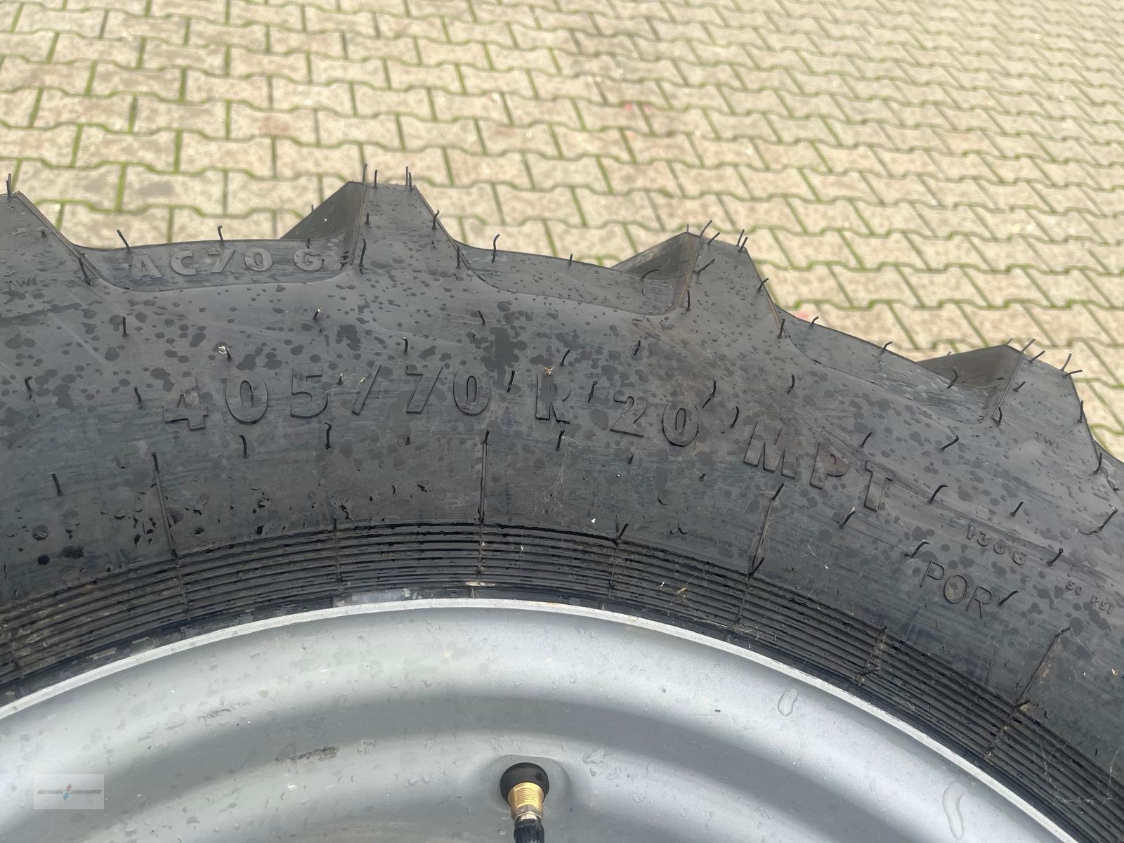 Rad Türe ait Mitas 405/70R20, Neumaschine içinde Treuchtlingen (resim 11)