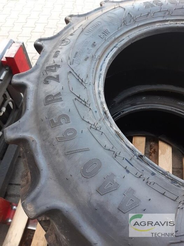 Rad Türe ait Mitas 440/65R24, Neumaschine içinde Walsrode (resim 3)