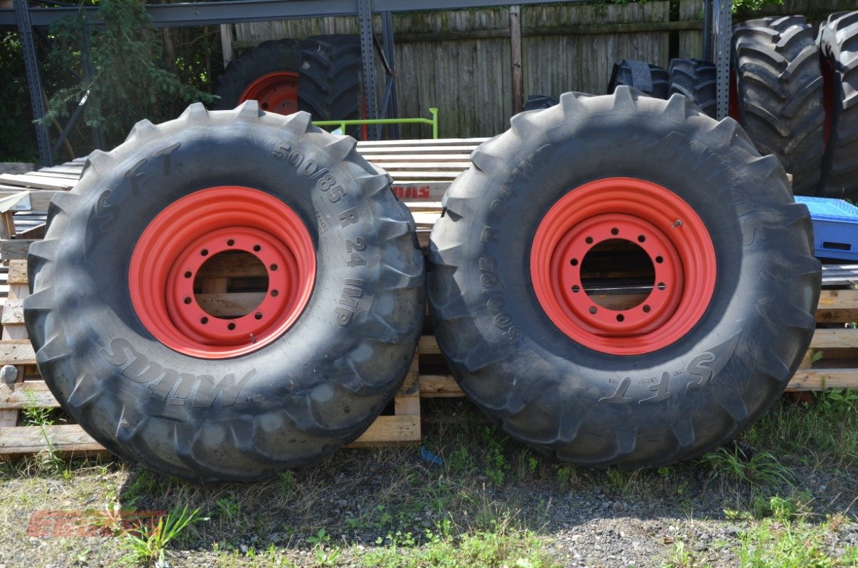 Rad des Typs Mitas 500/85 R24, Gebrauchtmaschine in Suhlendorf (Bild 1)