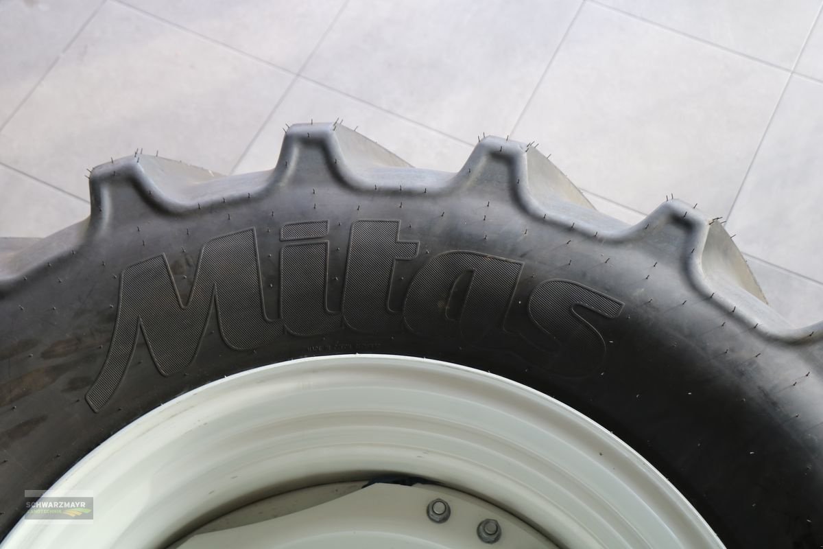 Rad of the type Mitas 650/60R34, Neumaschine in Gampern (Picture 7)