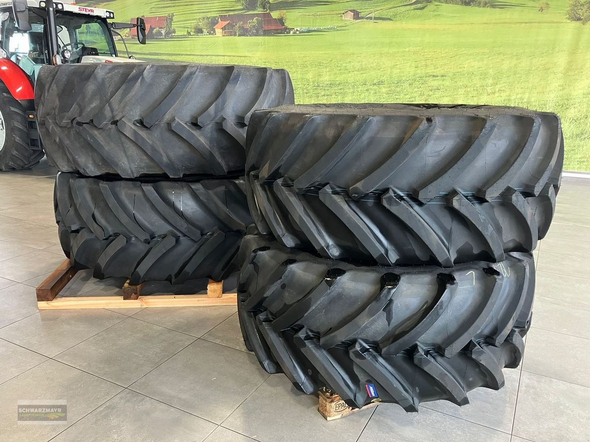 Rad van het type Mitas 800/70R38+600/70R30, Neumaschine in Gampern (Foto 7)