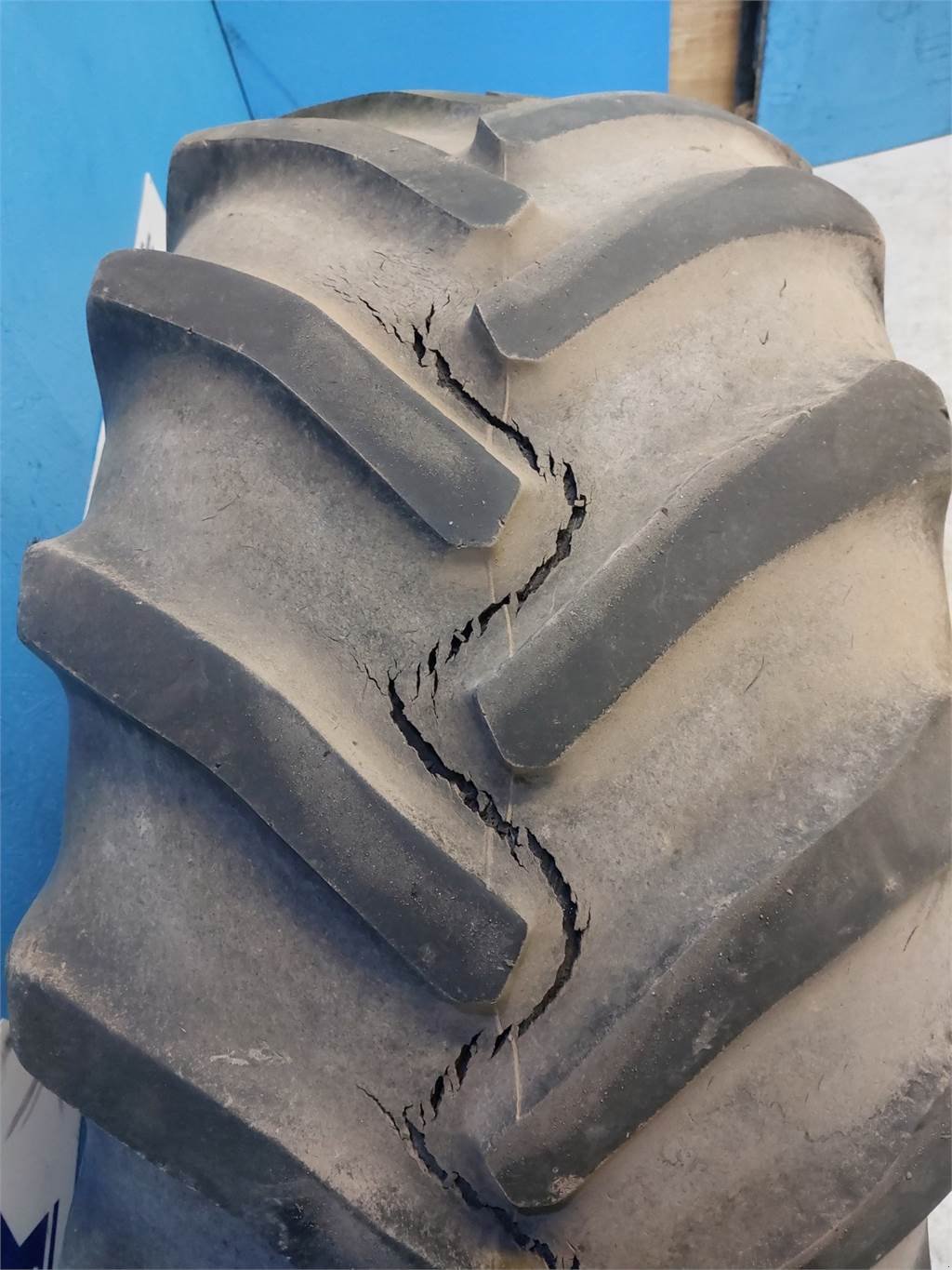 Rad Türe ait New Holland 24 540/65R24, Gebrauchtmaschine içinde Hemmet (resim 9)