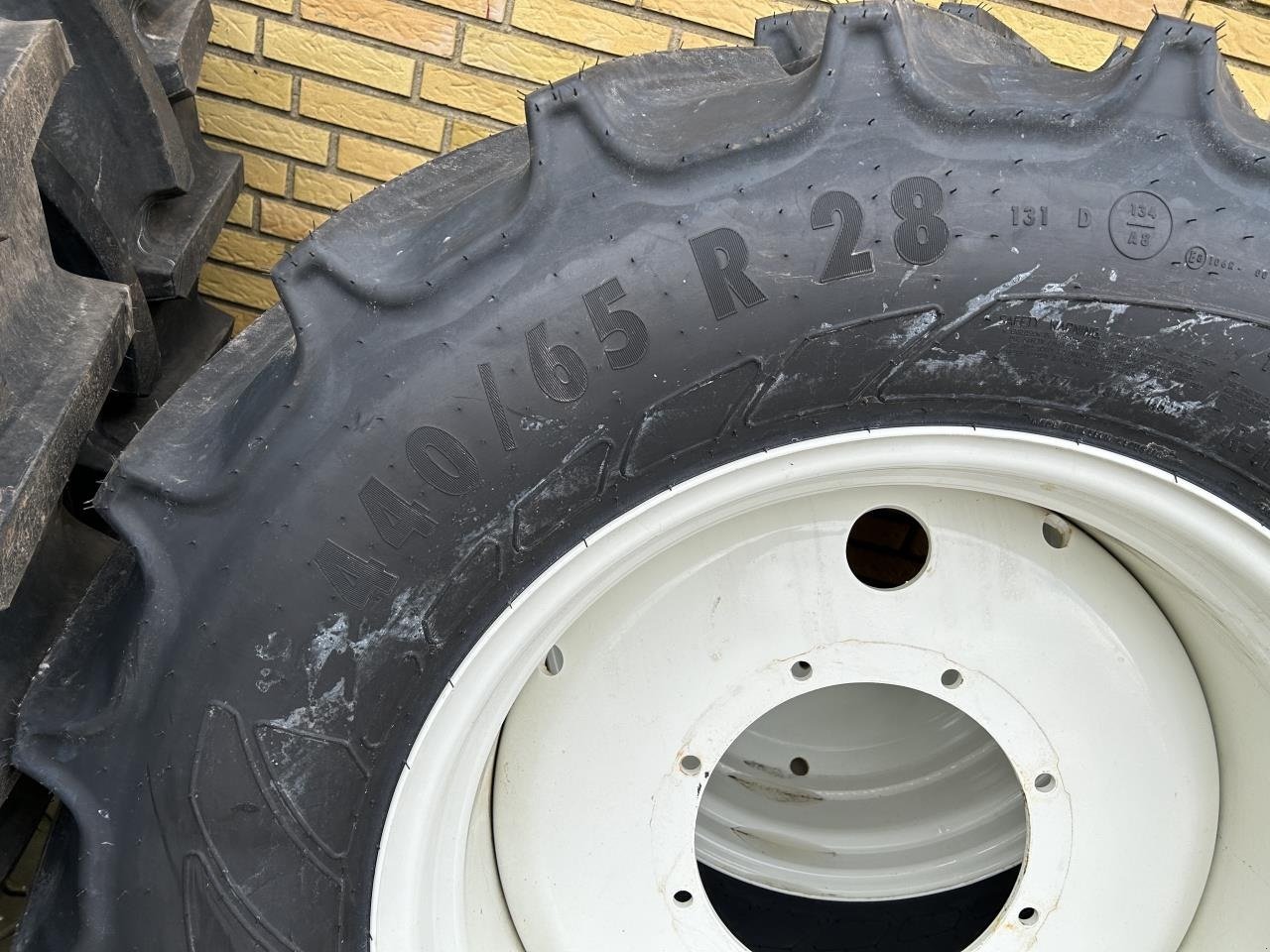 Rad a típus New Holland 440/65R28+540/65R38, Gebrauchtmaschine ekkor: Give (Kép 5)