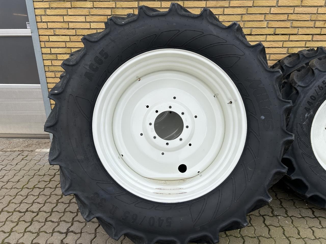 Rad типа New Holland 440/65R28+540/65R38, Gebrauchtmaschine в Give (Фотография 1)