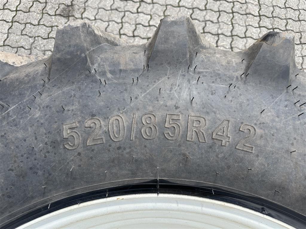 Rad tipa New Holland 520/85 R42, Gebrauchtmaschine u Gjerlev J. (Slika 3)