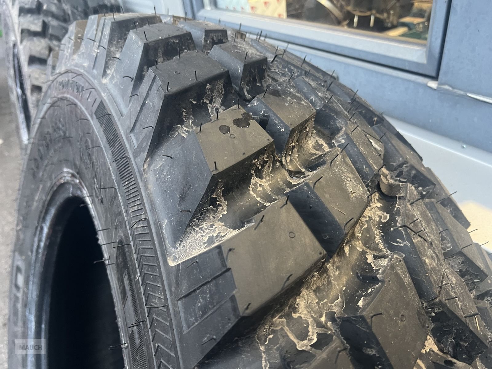 Rad del tipo Nokian Reifen 400/80R28, 1 Paar, Neumaschine In Eben (Immagine 4)