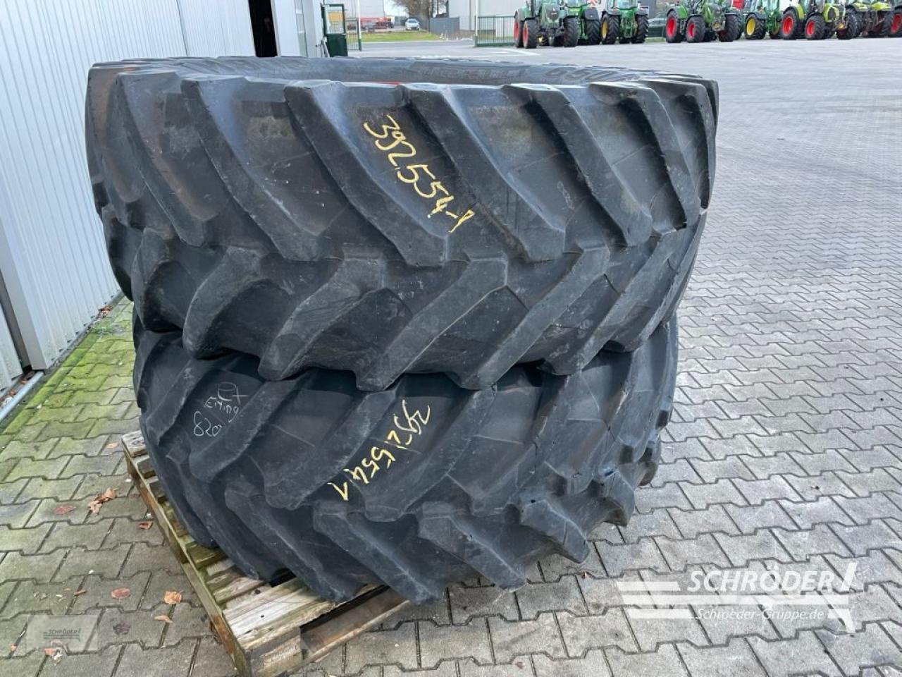 Rad typu Pirelli 2X 650/65 R38, Gebrauchtmaschine v Norden (Obrázek 2)