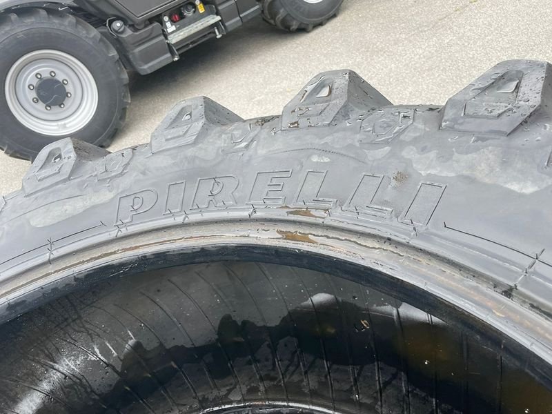 Rad typu Pirelli 520/70 R 34 TM 700 Reifen, Gebrauchtmaschine w St. Marienkirchen (Zdjęcie 5)