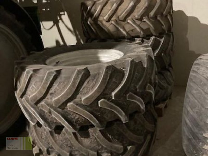 Rad Türe ait Pirelli 540/65 R30 PIRELLI, Gebrauchtmaschine içinde Wassertrüdingen (resim 1)