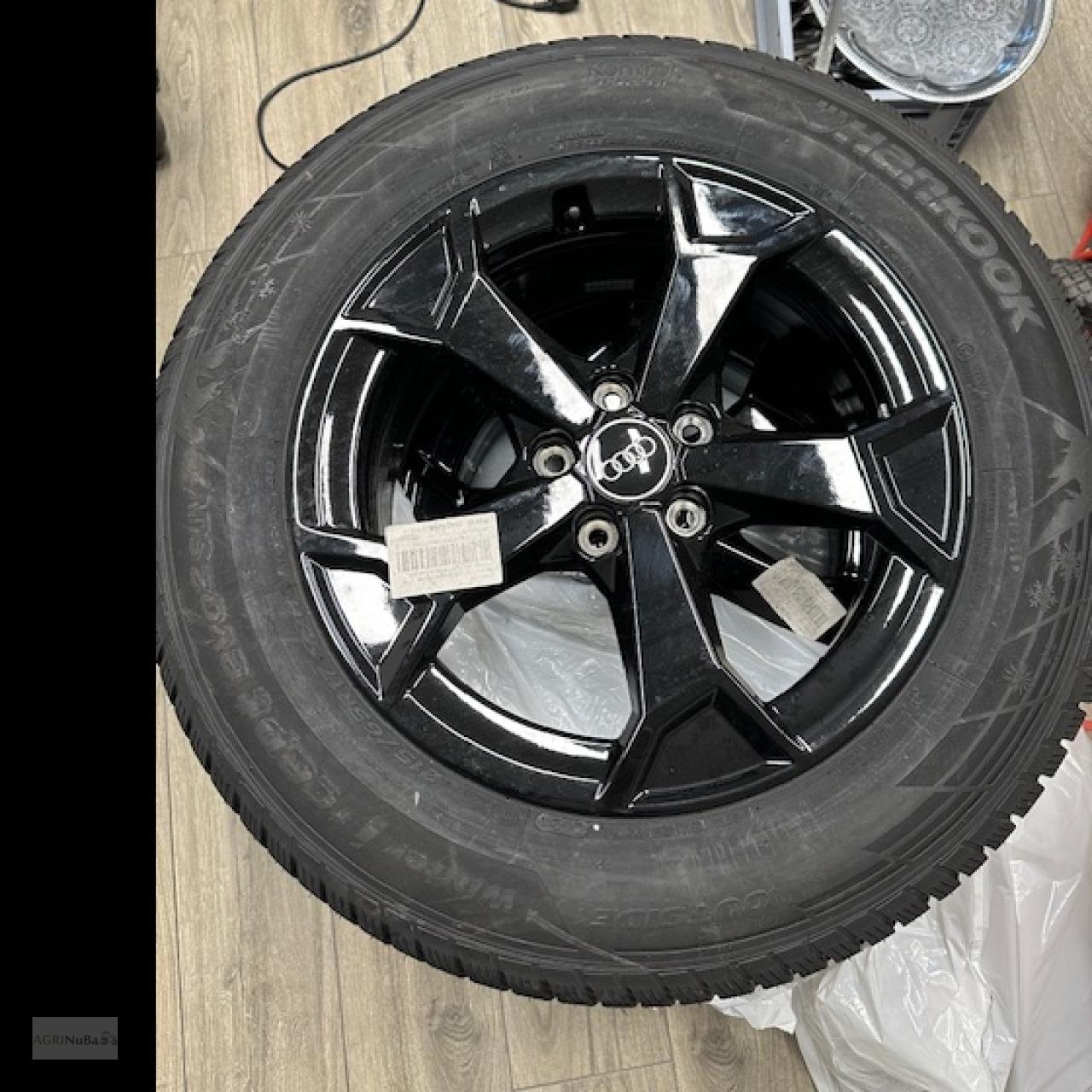 Rad del tipo Sonstige 215 /65  R17, Neumaschine en Prenzlau (Imagen 1)