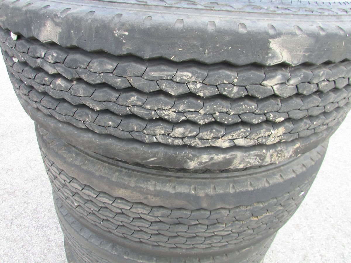 Rad типа Sonstige 285/70R19,5 mit 8 Loch Felge ET0, Gebrauchtmaschine в Saxen (Фотография 12)