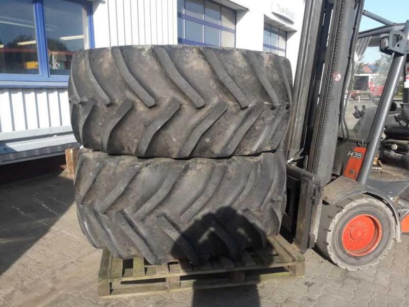 Rad van het type Sonstige 800/70 R38 GY, Gebrauchtmaschine in Vehlow (Foto 1)