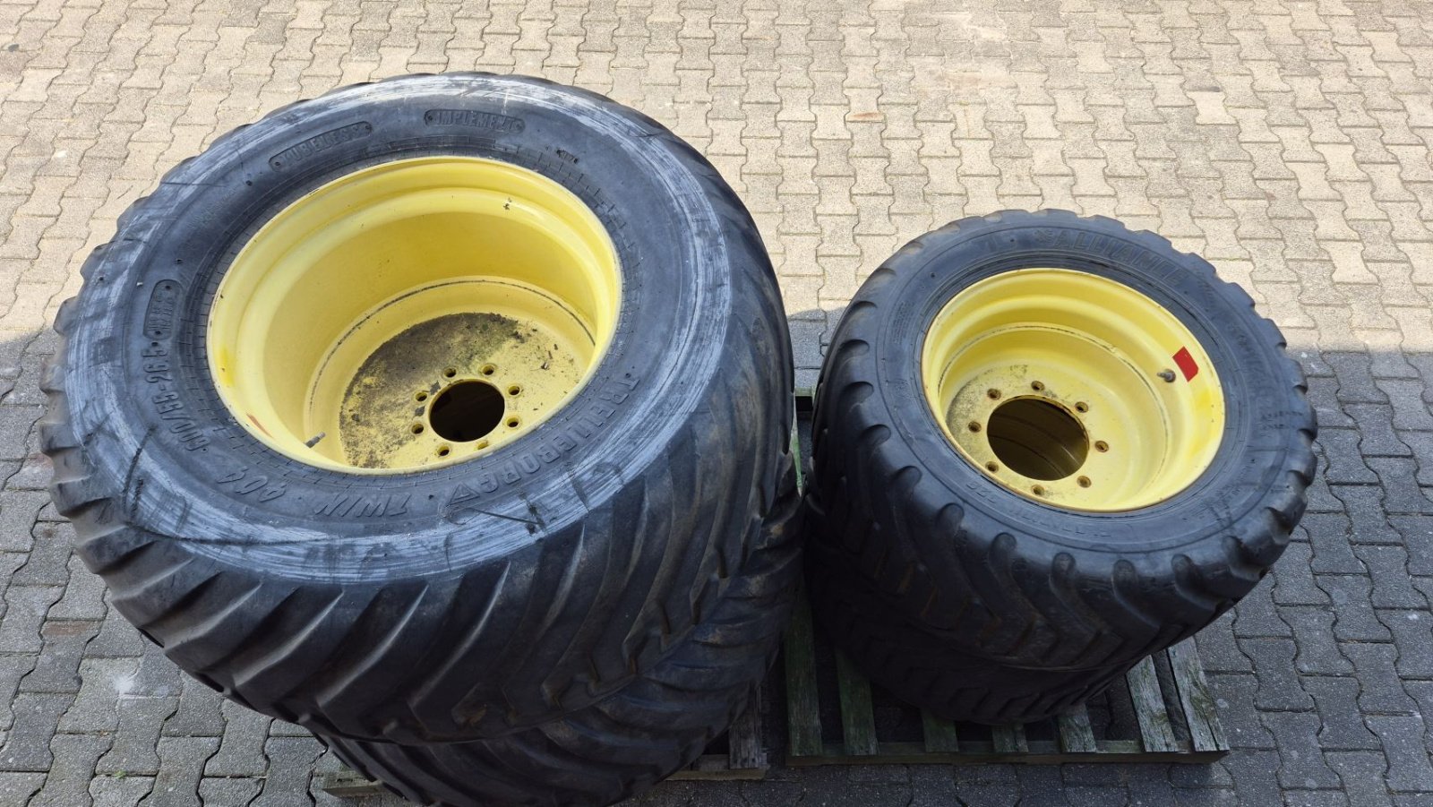 Rad tipa Sonstige Trelleborg Alliance John Deere 600/55-26.5 en 500/45-22.5 set, Gebrauchtmaschine u Schoonebeek (Slika 5)