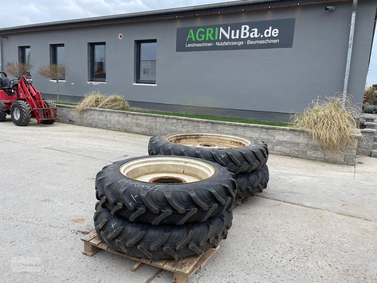 Rad типа Taurus 270/95 R32.  300/95 R46, Gebrauchtmaschine в Prenzlau (Фотография 1)