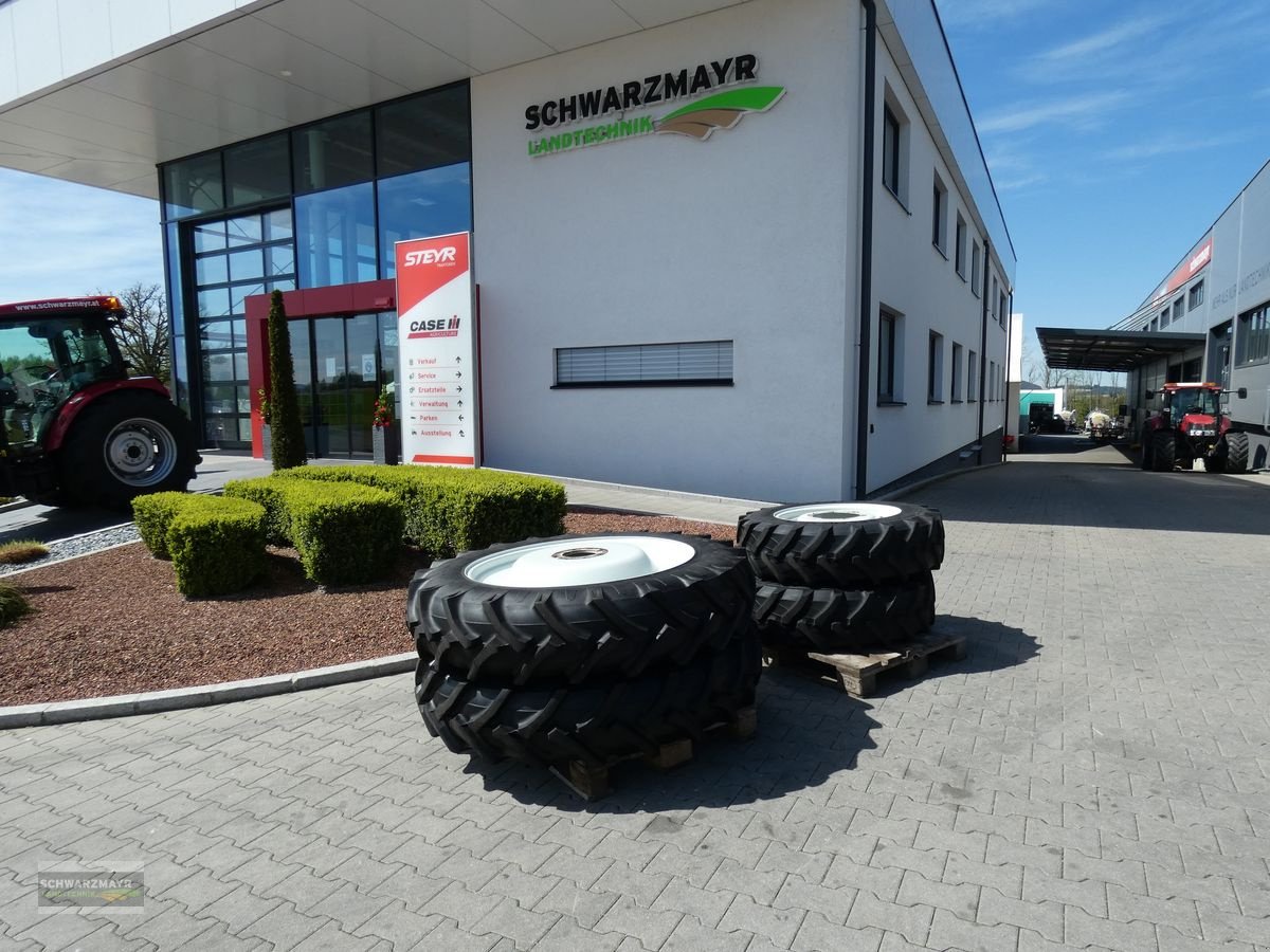 Rad del tipo Trelleborg 12.4/11R36+280/85R24 Pflegeräder, Gebrauchtmaschine In Gampern (Immagine 1)