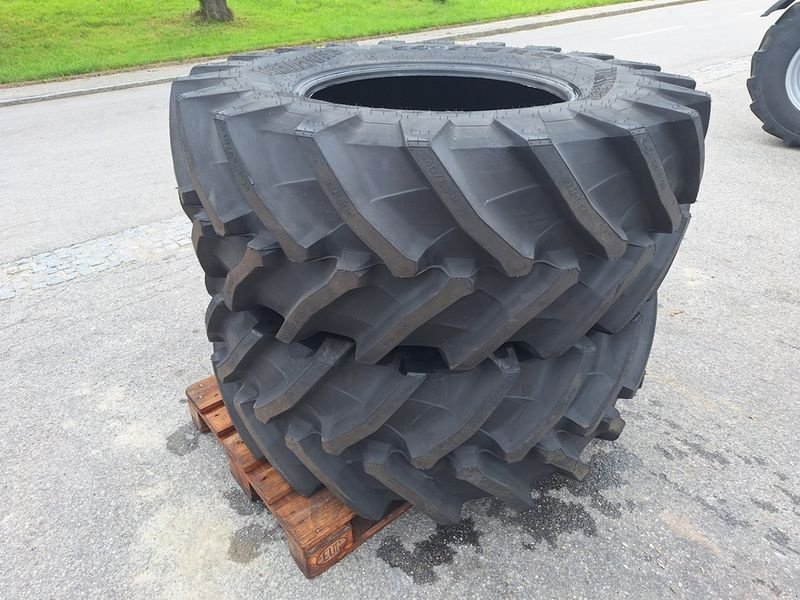 Rad του τύπου Trelleborg 540/65 R 28 TM 800 Reifen, Neumaschine σε St. Marienkirchen (Φωτογραφία 2)