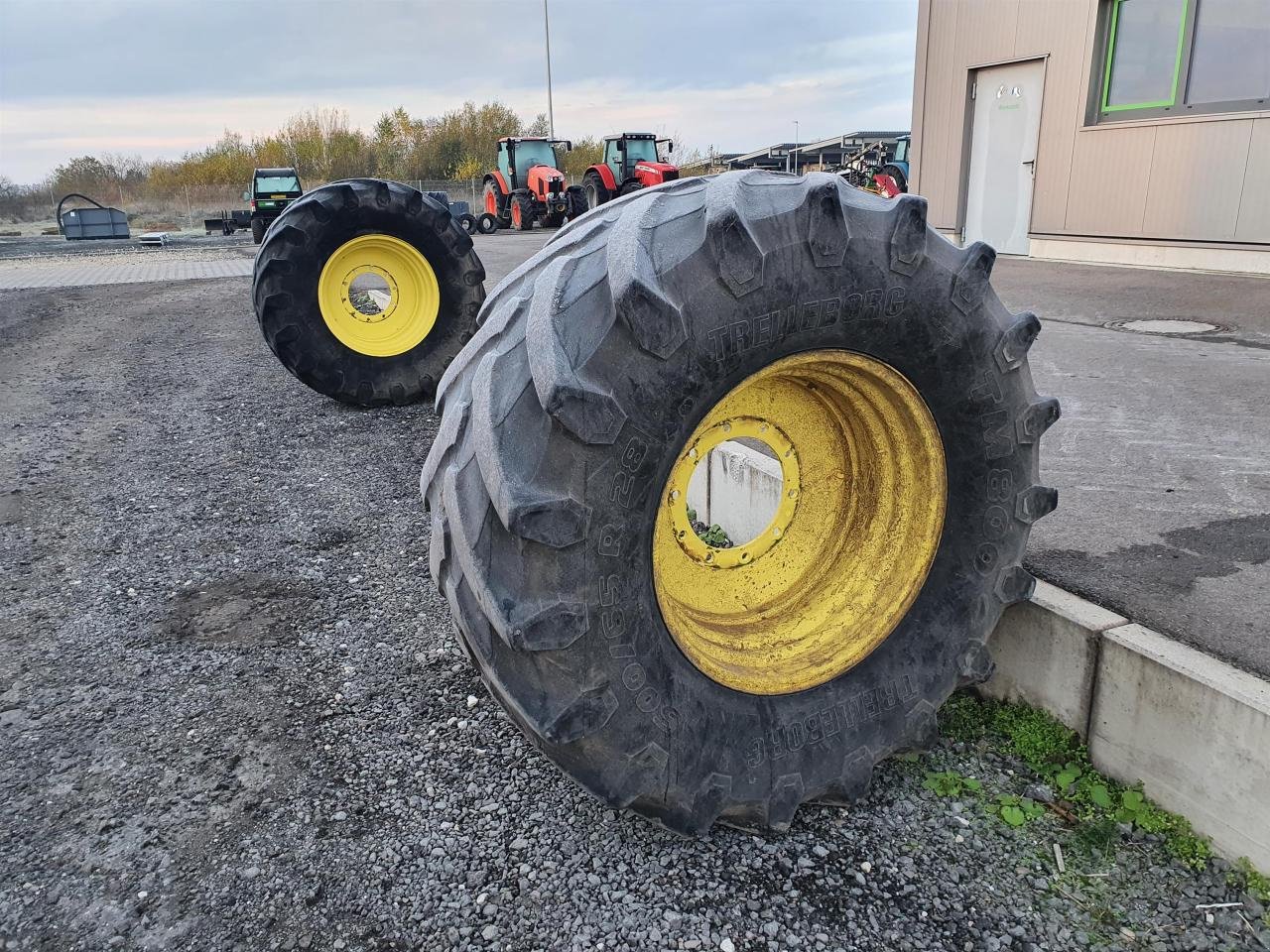 Rad typu Trelleborg 600/65R28 x2, Gebrauchtmaschine v Zweibrücken (Obrázek 1)