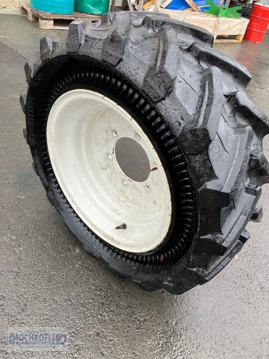 Rad от тип Trelleborg Pneutrac VF 280/70 R18, Gebrauchtmaschine в Wies (Снимка 1)