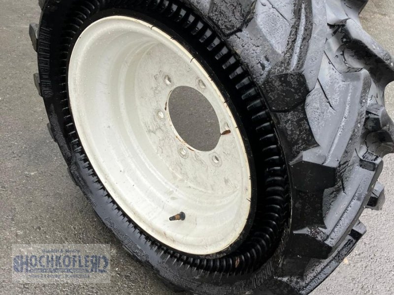 Rad a típus Trelleborg Pneutrac VF 280/70 R18, Gebrauchtmaschine ekkor: Wies (Kép 1)