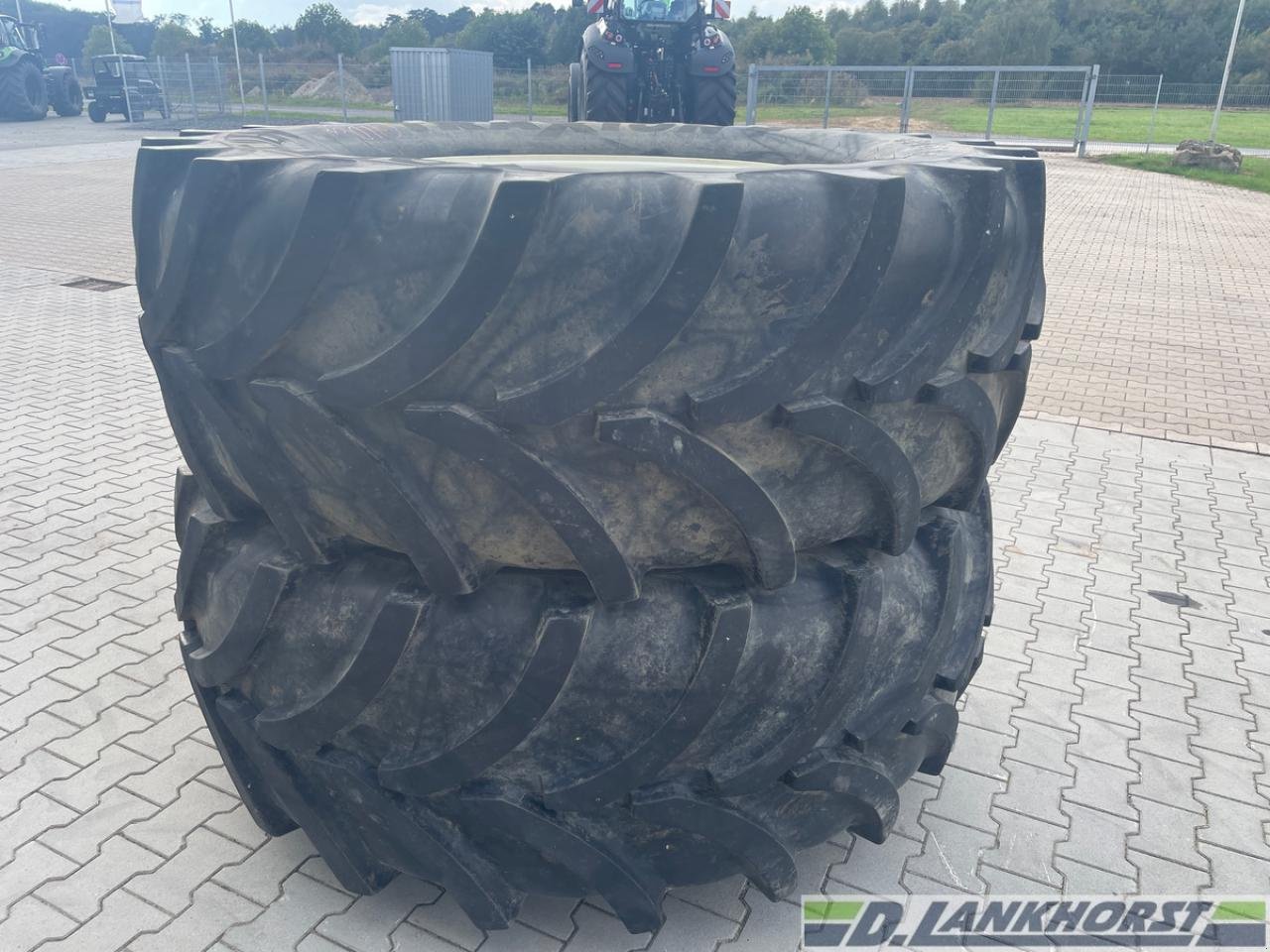 Rad Türe ait Vredestein 2x 650/65R42 mit Felge, Neumaschine içinde Neuenhaus (resim 4)