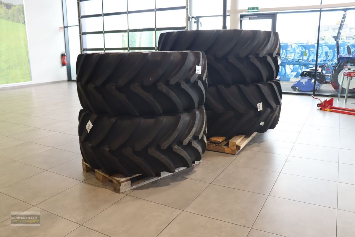 Rad del tipo Vredestein 710/60R42 +  600/60R30, Neumaschine en Gampern (Imagen 2)