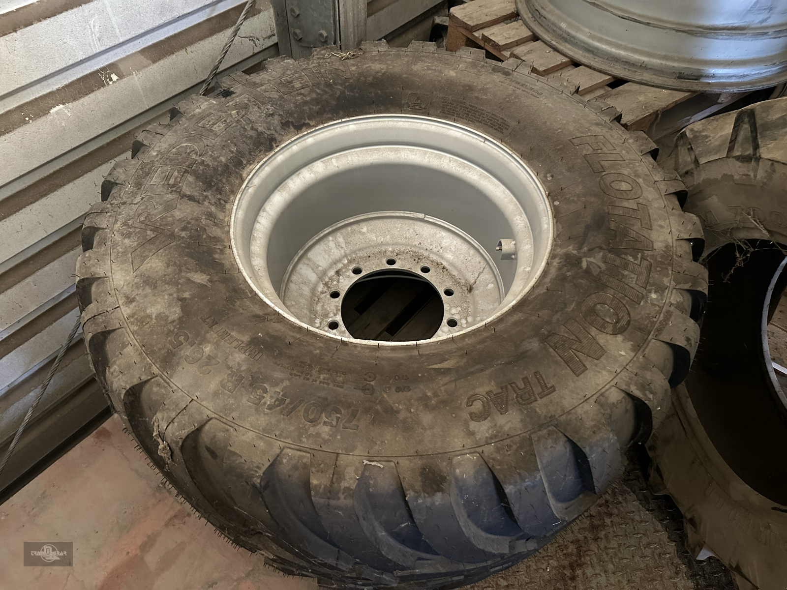 Rad Türe ait Vredestein Flotation Trac 750/45R26.5, Neumaschine içinde Rankweil (resim 12)