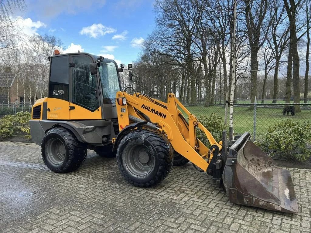 Radlader des Typs Ahlmann AL120 Shovel loader, Gebrauchtmaschine in Harskamp (Bild 3)