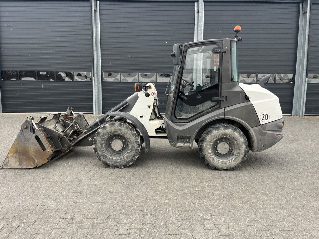 Radlader tip Ahlmann AX850, Gebrauchtmaschine in Hapert (Poză 1)