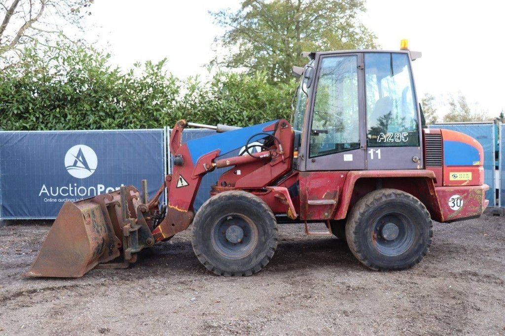 Radlader des Typs Ahlmann AZ 85, Gebrauchtmaschine in Antwerpen (Bild 2)