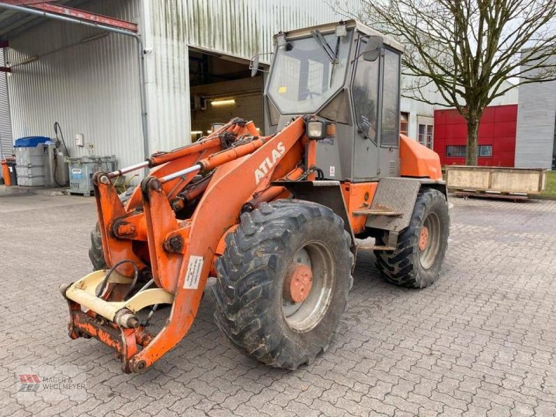 Radlader del tipo Atlas 86E RADLADER MIT ANBAUGERÄTEN, Gebrauchtmaschine en Oyten