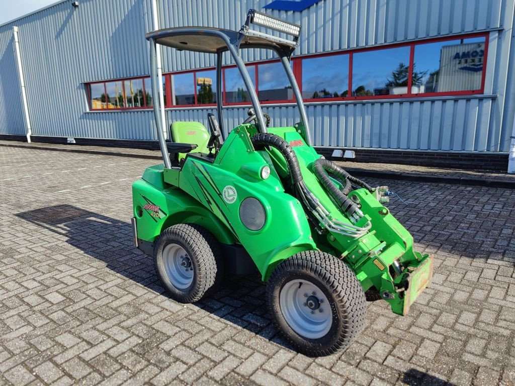 Radlader del tipo Avant 420 Shovel, Gebrauchtmaschine en BOEKEL (Imagen 4)