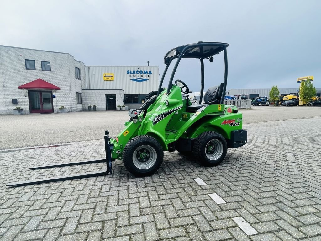 Radlader typu Avant 423 Kniklader met telescopische laadarm, Neumaschine v BOEKEL (Obrázok 3)