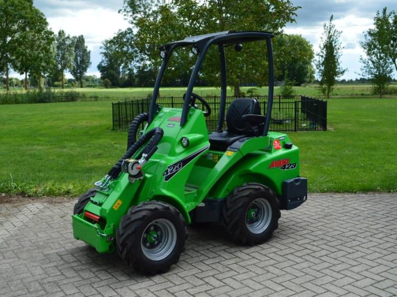 Radlader of the type Avant 423 TDL Kniklader/Shovel, Gebrauchtmaschine in Erichem