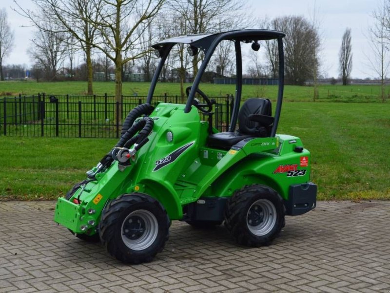 Radlader van het type Avant 523 TDL Kniklader/Shovel, Neumaschine in Erichem (Foto 1)