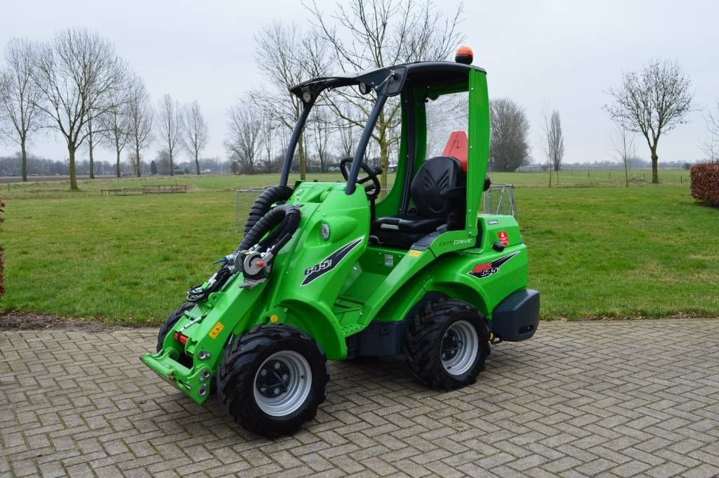 Radlader van het type Avant 645i TDL Kniklader/Shovel, Gebrauchtmaschine in Erichem (Foto 1)