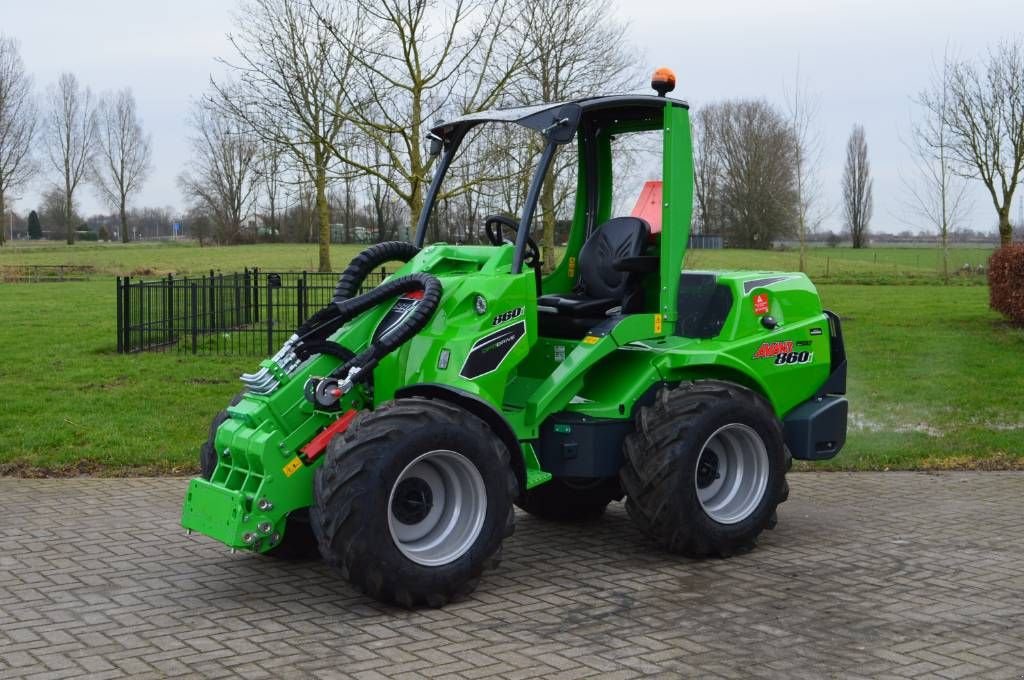 Radlader des Typs Avant 860i TDL Rental Kniklader/Shovel, Neumaschine in Erichem (Bild 1)