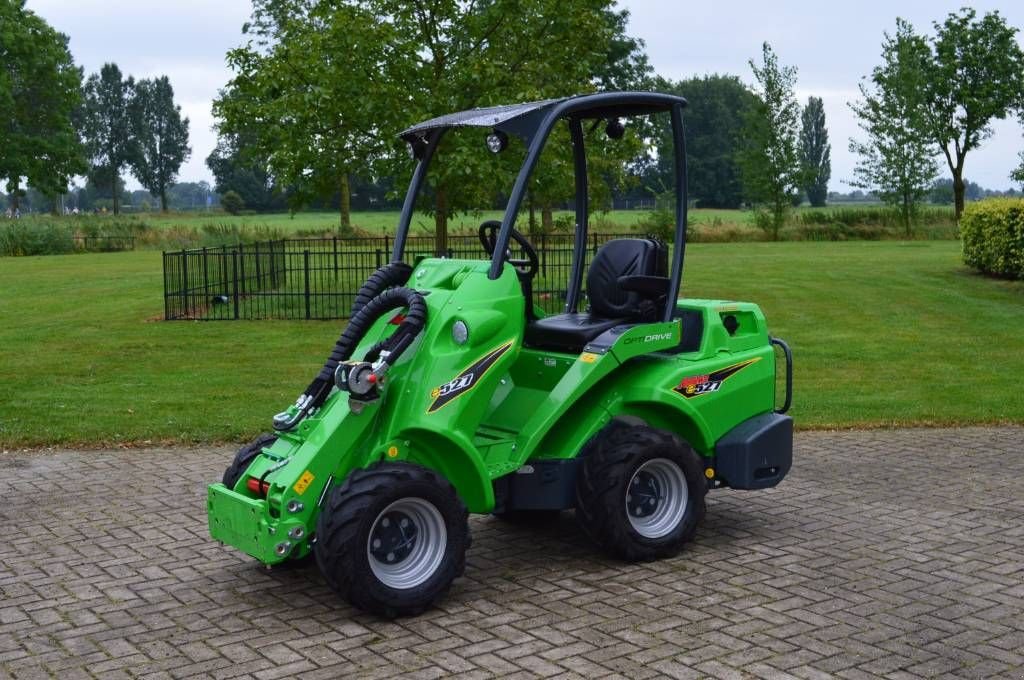 Radlader van het type Avant E527 TDL Kniklader/Shovel 100% Elektrisch, Neumaschine in Erichem (Foto 1)