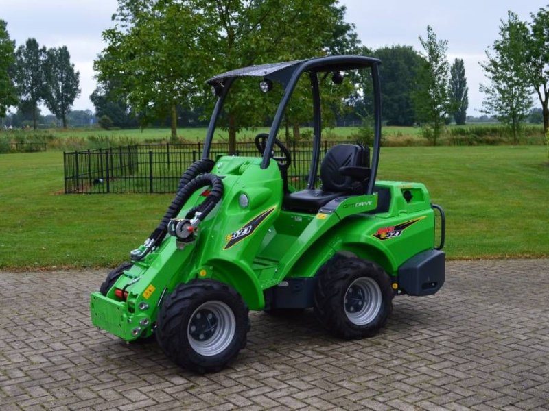 Radlader van het type Avant E527 TDL Kniklader/Shovel 100% Elektrisch, Neumaschine in Erichem