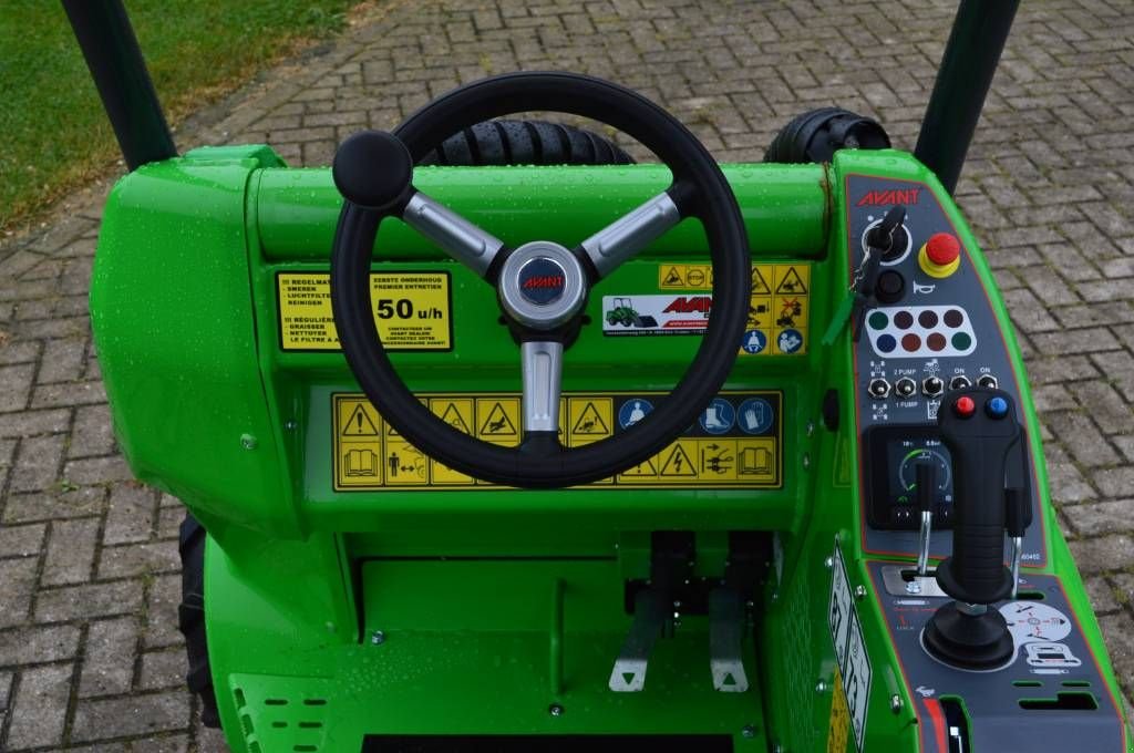 Radlader des Typs Avant E527 TDL Kniklader/Shovel 100% Elektrisch, Neumaschine in Erichem (Bild 2)