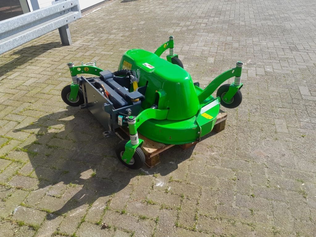 Radlader van het type Avant MAAIDEK 120 CM, Gebrauchtmaschine in MARIENHEEM (Foto 4)