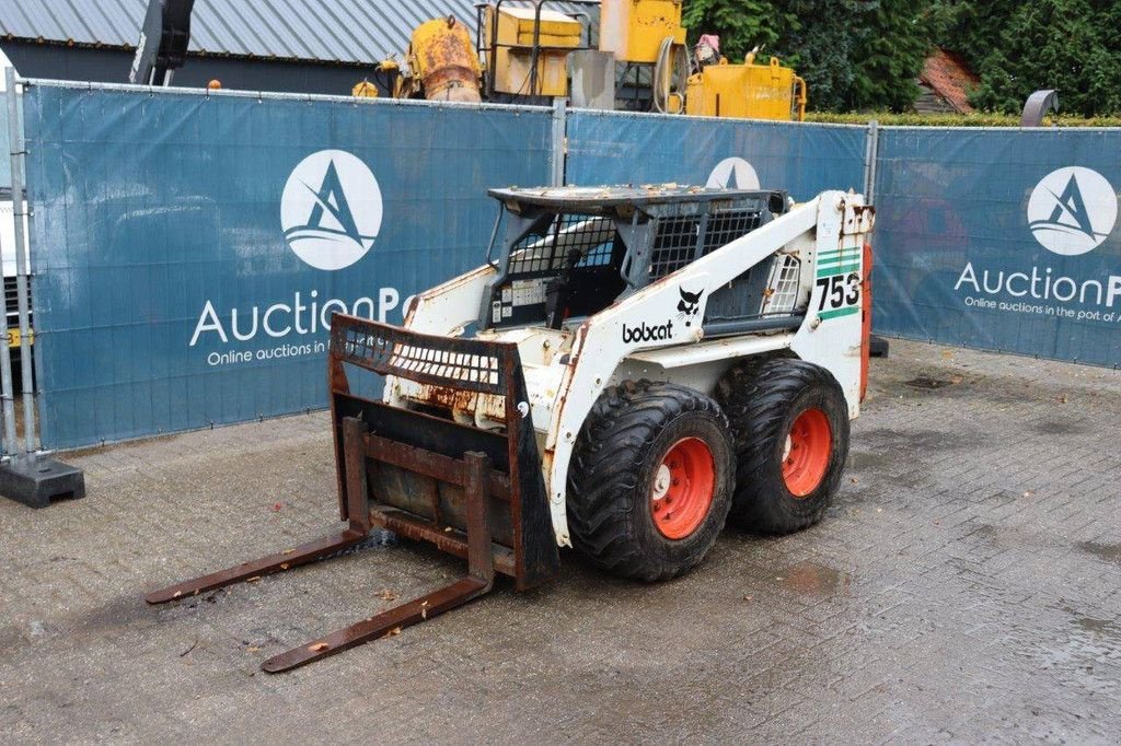 Radlader Türe ait Bobcat 753, Gebrauchtmaschine içinde Antwerpen (resim 9)