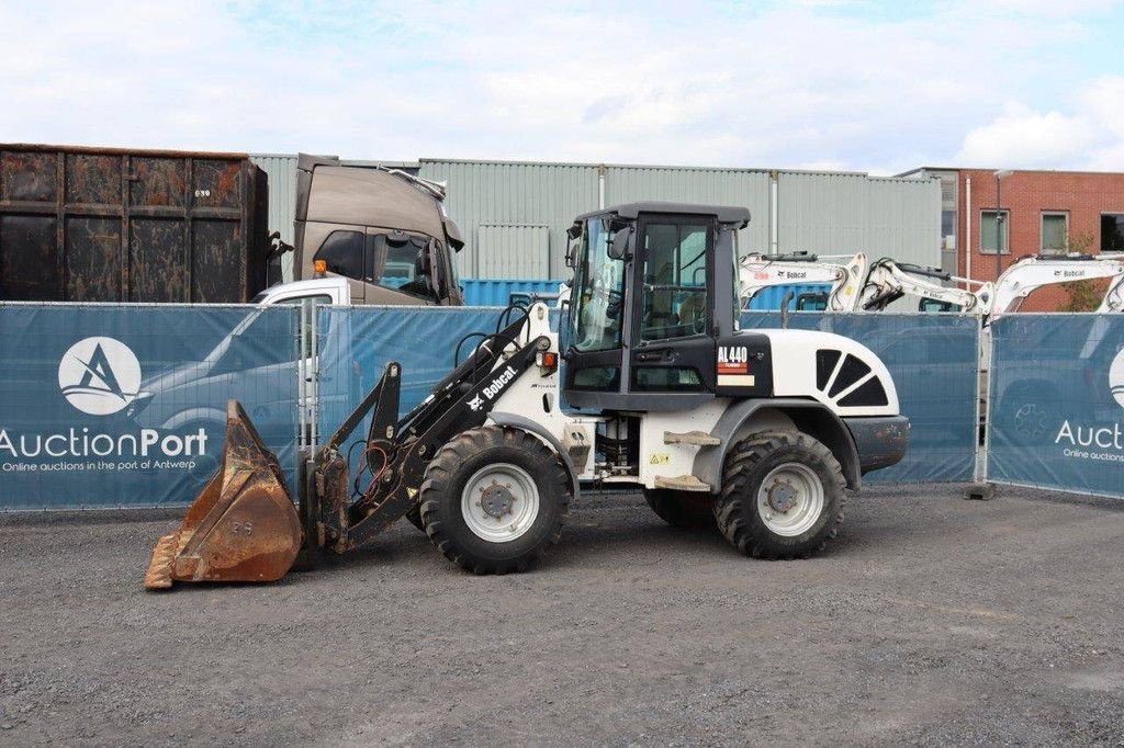 Radlader du type Bobcat AL440D, Gebrauchtmaschine en Antwerpen (Photo 1)